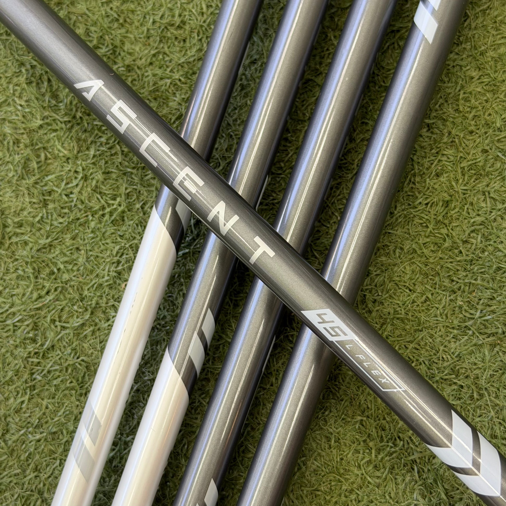 TaylorMade Stealth Iron Set / 6-PW / Ladies Flex - Pre Owned Golf 