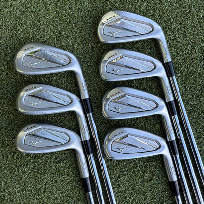 Mizuno JPX 925 Forged Iron Set / 4-PW / Stiff Flex - Pre Owned Golf 