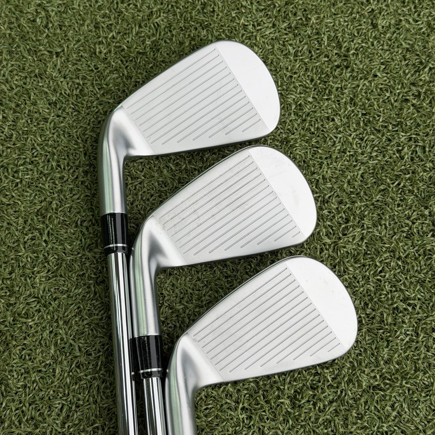Callaway Apex DCB Forged Golf Iron Set / 5-PW / Regular Flex