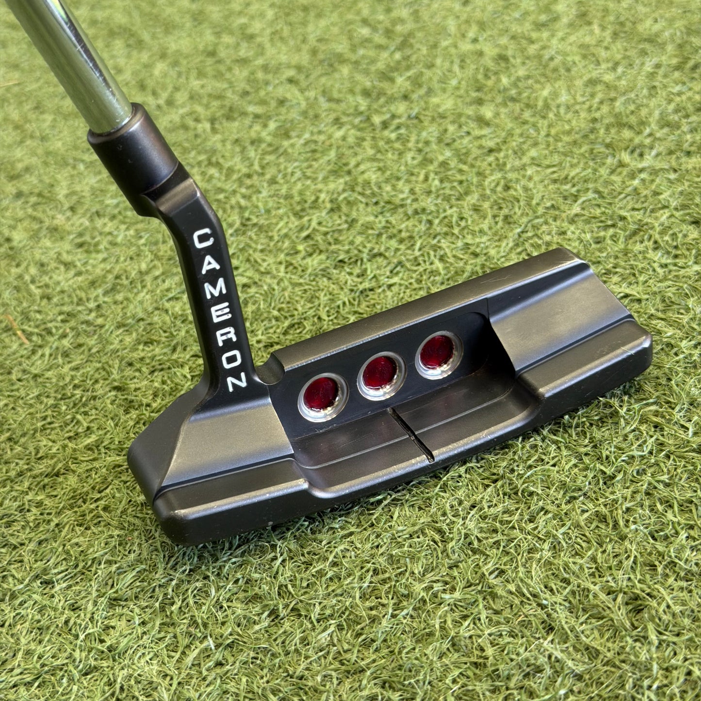 Scotty Cameron Select Newport 2 Putter / 34 Inch