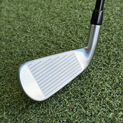 Titleist U505 #3 Utility Iron / 20 Degree / Stiff Flex