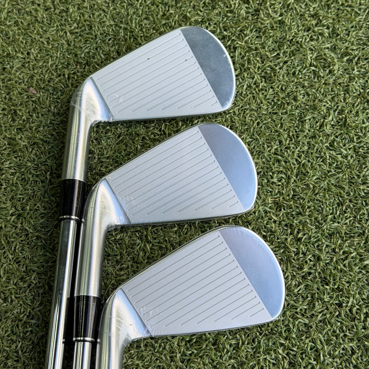Srixon ZXi7 Forged Golf Iron Set / 5-PW / Stiff Flex Dynamic Gold 115 Shaft