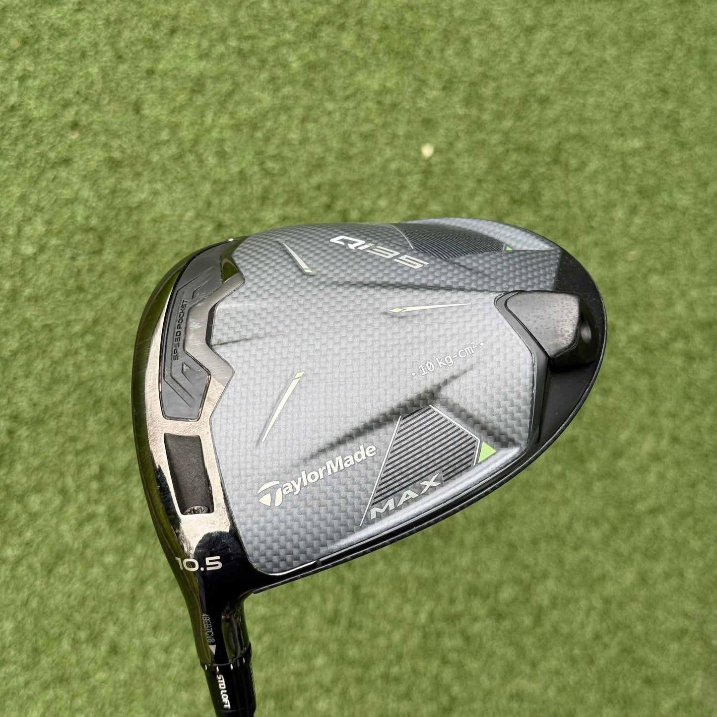 TaylorMade Qi35 MAX Golf Driver / 10.5 Degree / Regular Flex / Left Handed