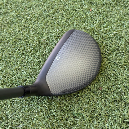 TaylorMade Qi35 Max #4 Hybrid / 23 Degree / Regular Flex - Pre Owned Golf 
