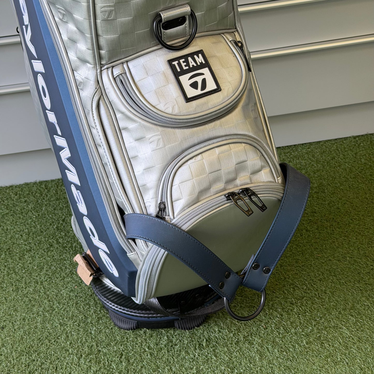 TaylorMade Qi10 Tour Golf Bag
