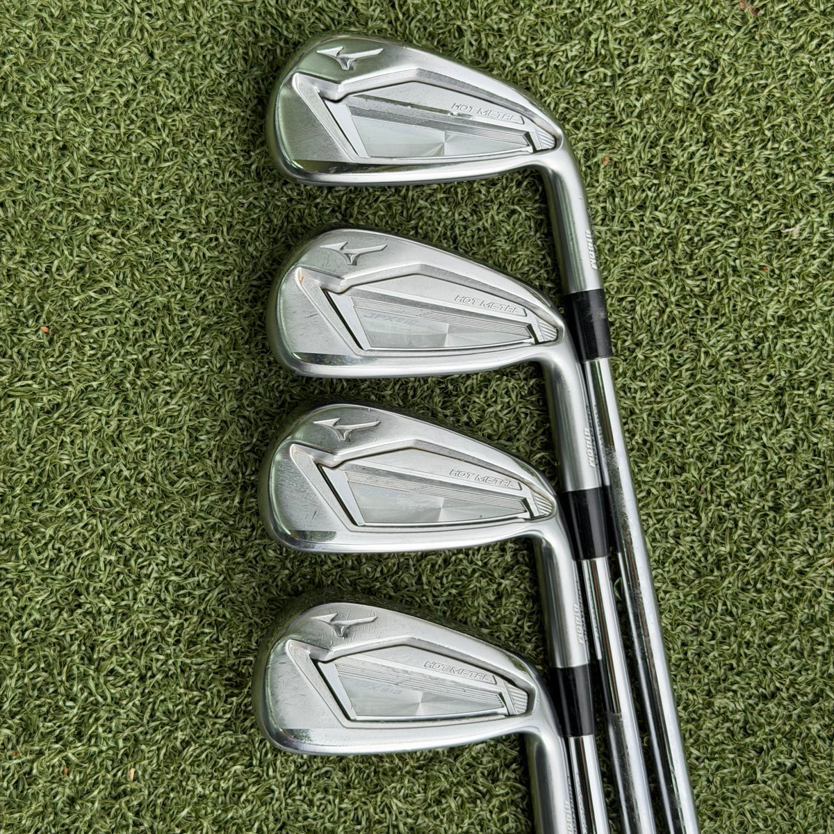 Mizuno JPX 919 Hot Metal Iron Set / 5-PW+GW / Stiff Flex