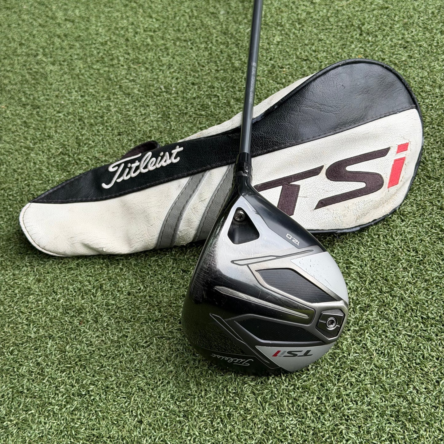 Titleist TSi1 Golf Driver / 12 Degree / Stiff Flex