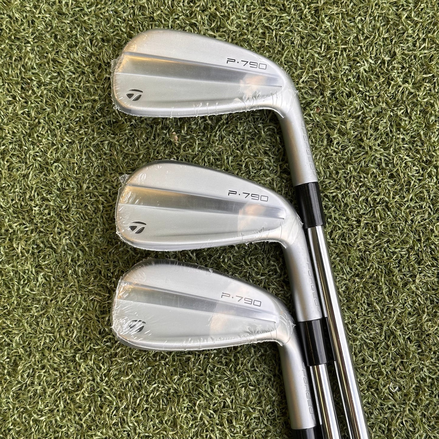 TaylorMade P790 '23 Iron Set / 4-PW / Stiff Flex