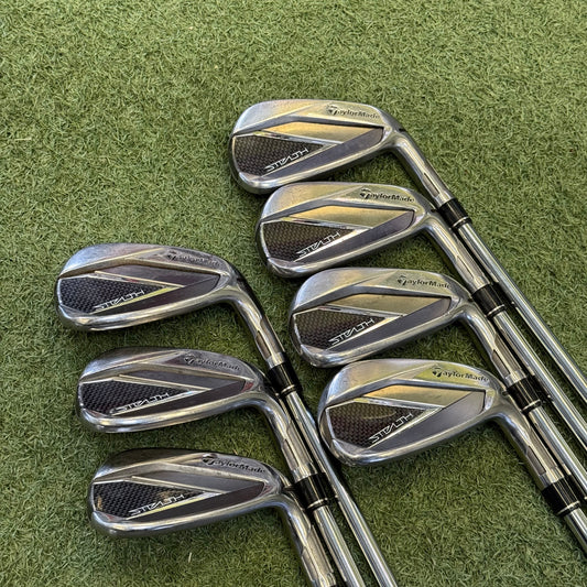 TaylorMade Stealth Iron Set / 5-PW+AW / Regular Flex
