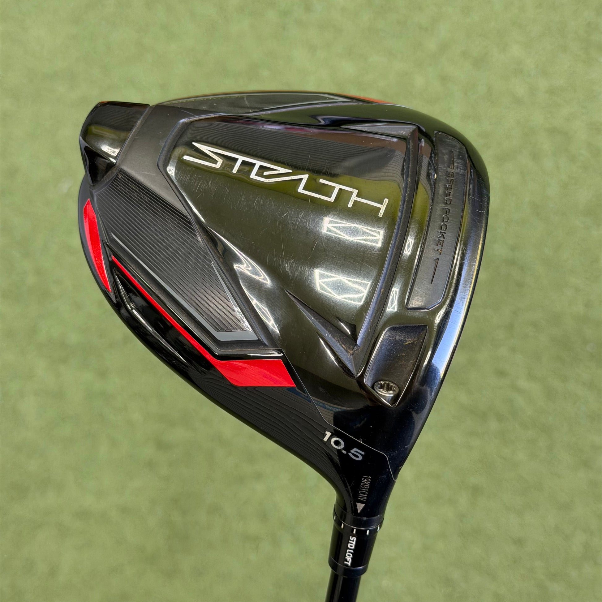 TaylorMade Stealth Golf Driver / 10.5 Driver / Regular Flex - Pre Owned Golf 