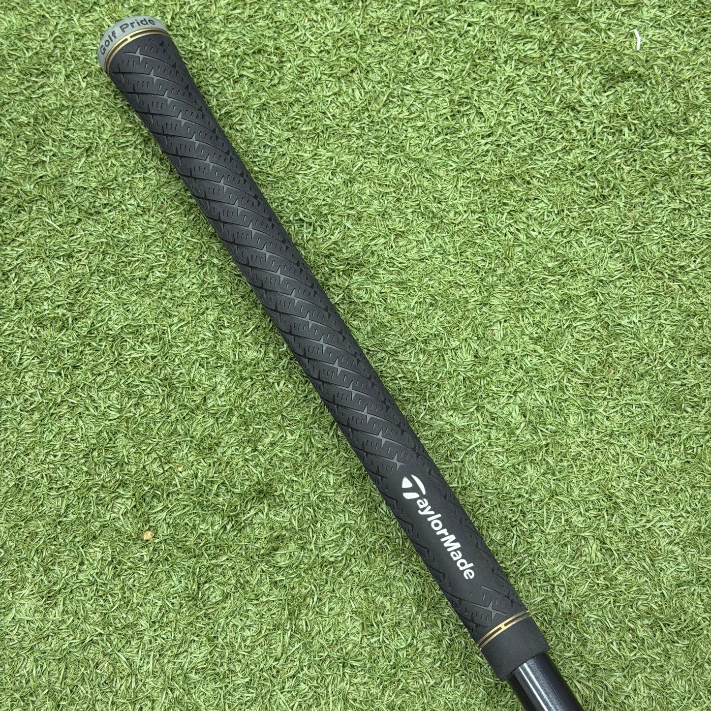 TaylorMade Qi35 Max Designer Series Gold Golf Driver / 10.5 Degree / Regular Flex