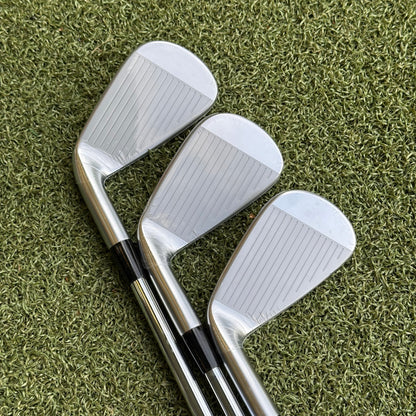 Mizuno JPX 923 Forged Iron Set / 5-PW / Stiff Flex