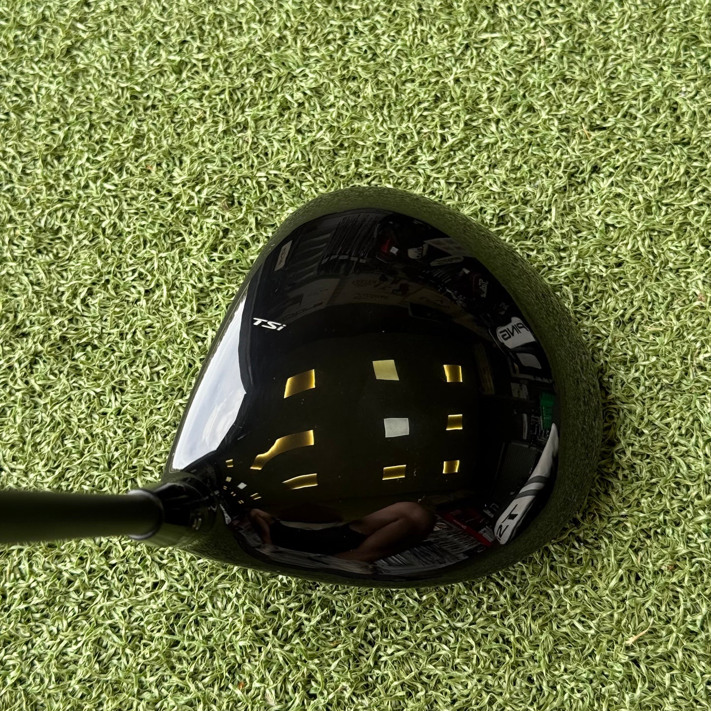 Titleist TSi4 Golf Driver / 9 Degree / Regular Flex