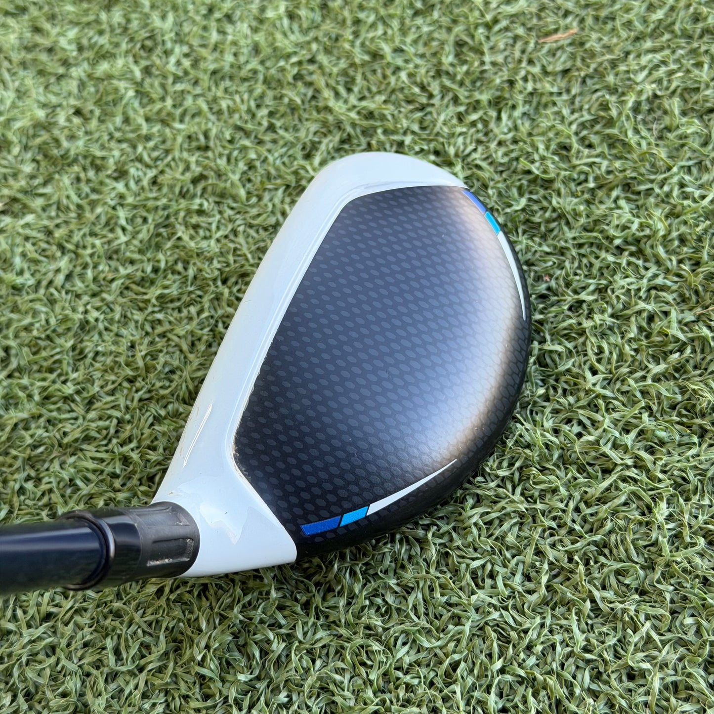 TaylorMade SIM2 Max #4 Hybrid / 22 Degree / Stiff Flex