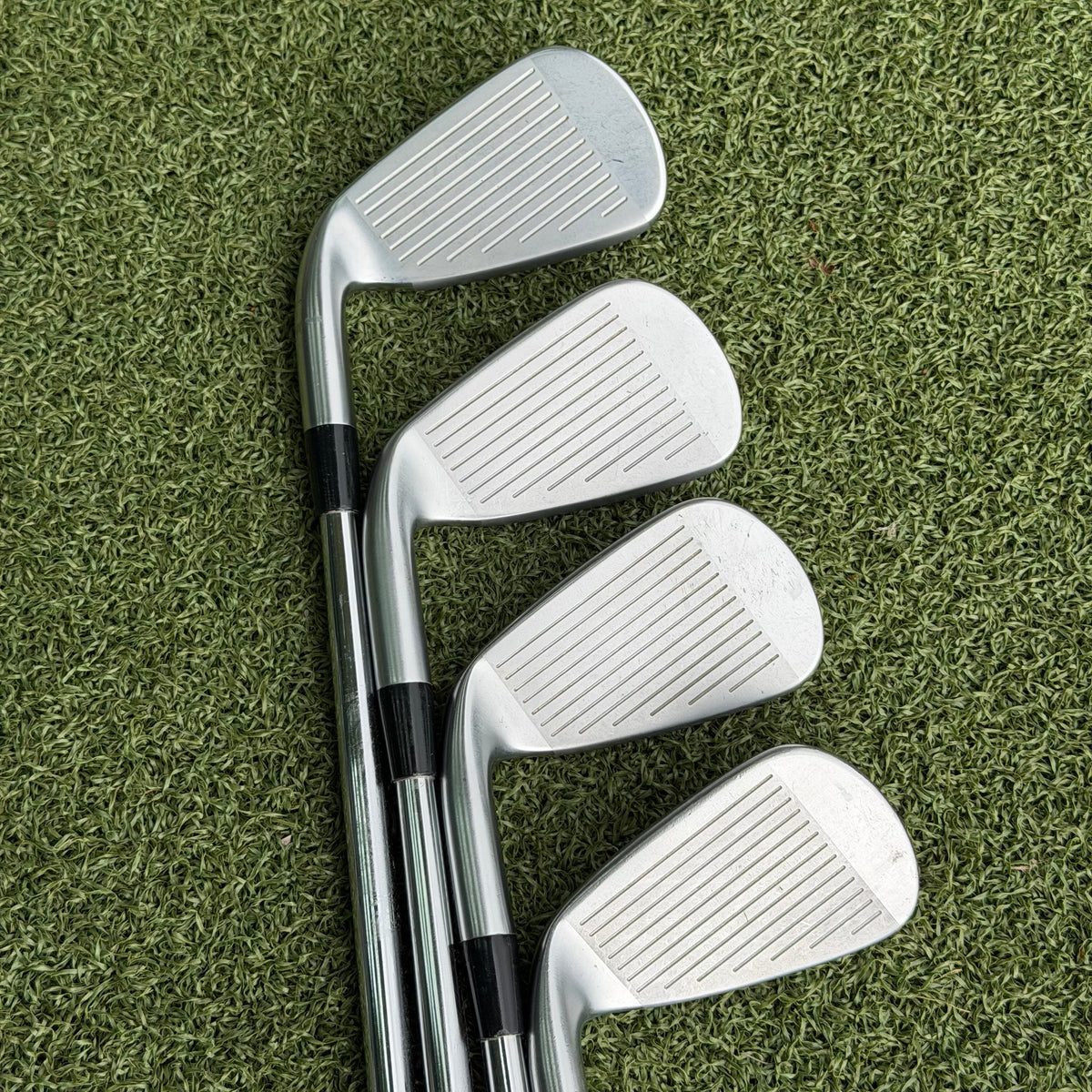 Mizuno JPX 919 Hot Metal Iron Set / 5-PW+GW / Stiff Flex