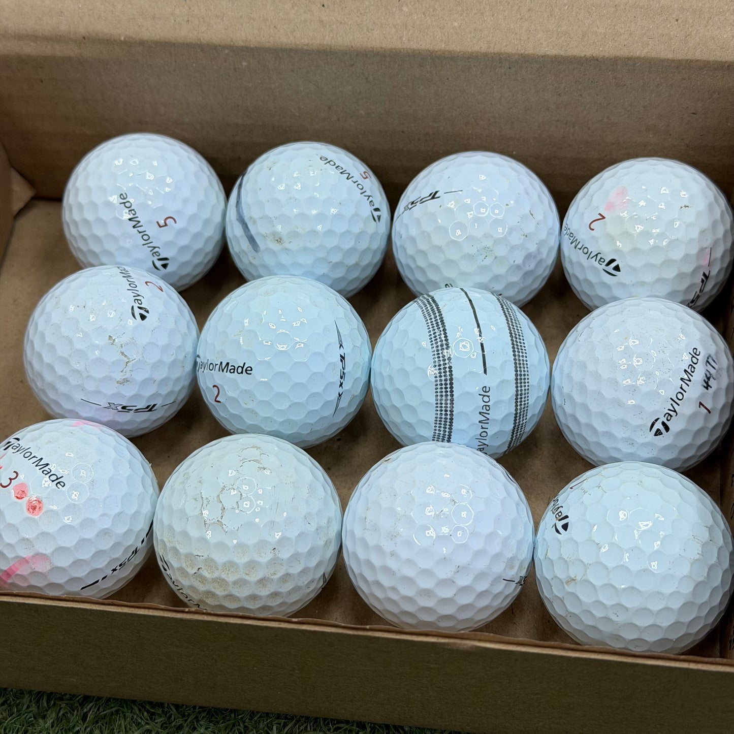 TaylorMade TP5x Lake Ball Dozen (12 Balls)