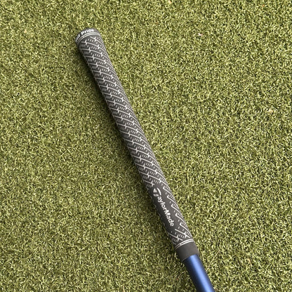 TaylorMade Qi35 #4 Hybrid / 22 Degree / Stiff Flex