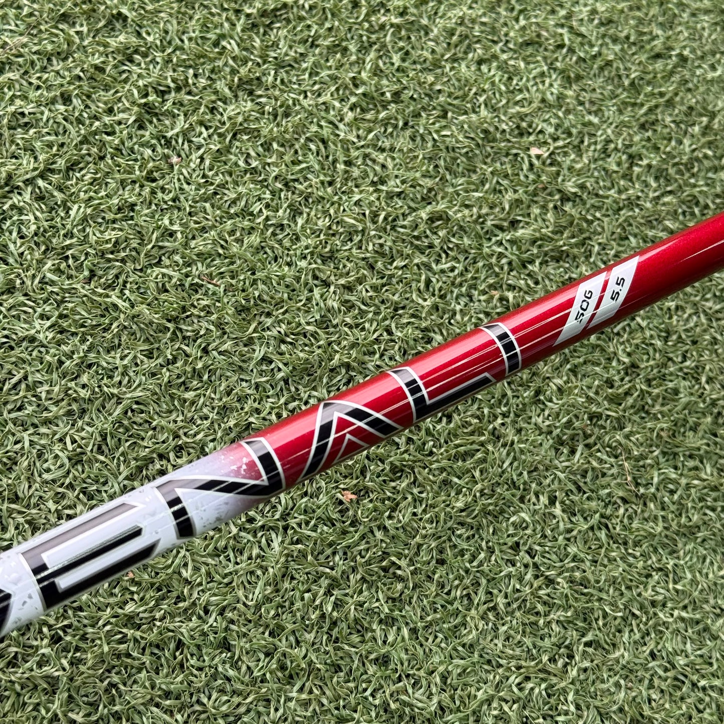 Titleist TSR3 Golf Driver / 9 Degree / Regular Flex