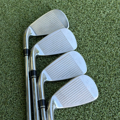 Wilson Staff D7 Iron Set / 5-PW+GW+SW / Regular Flex - Pre Owned Golf 