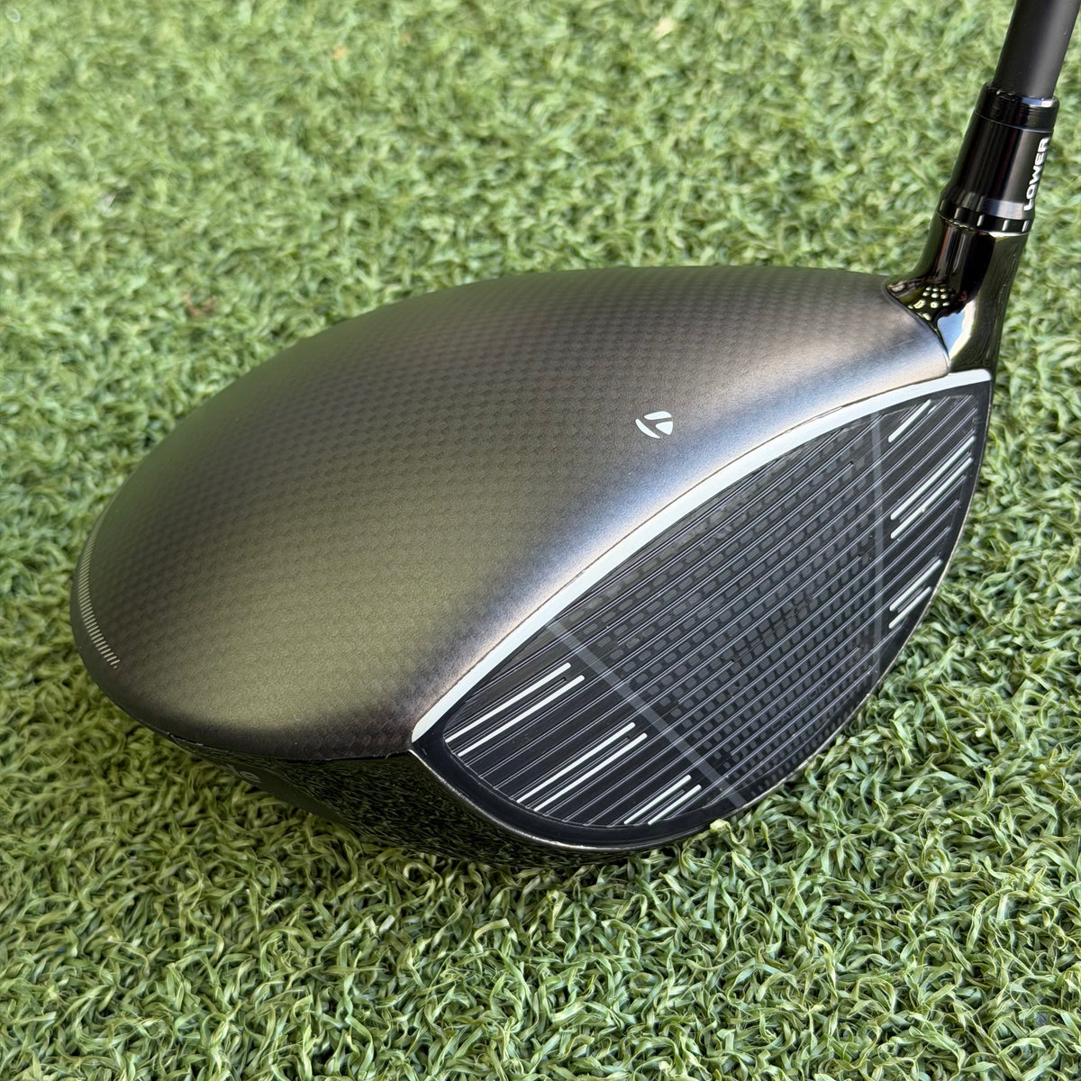 TaylorMade Qi4D Golf Driver / 10.5 Degree / Regular Flex REAX 50