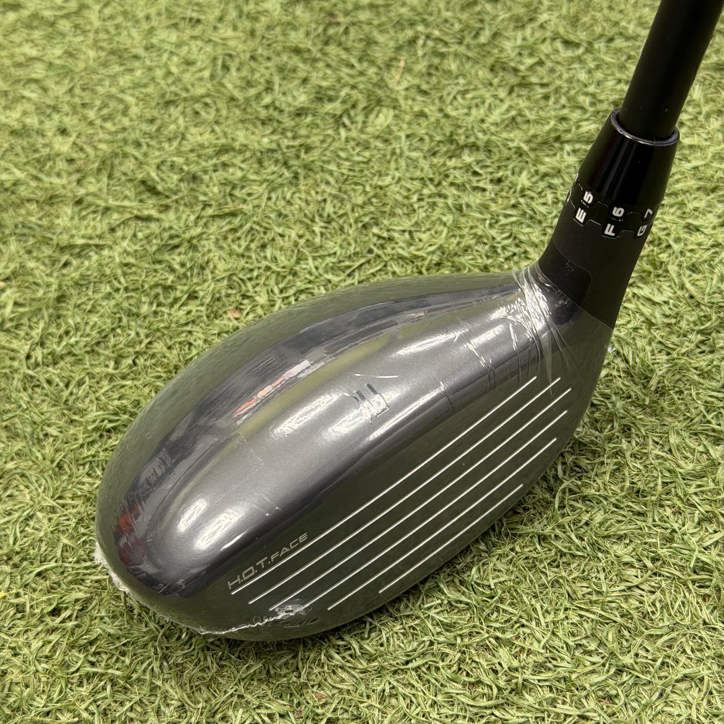 Cobra DS-Adapt #4 Hybrid / 21 Degree / Regular Flex