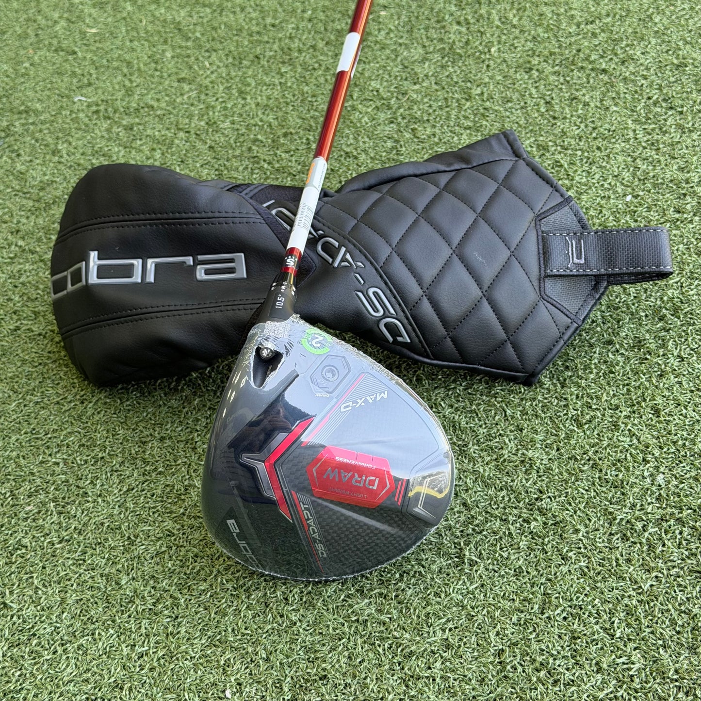 Cobra DS-Adapt Max D Golf Driver / 10.5 Degree / Stiff Flex
