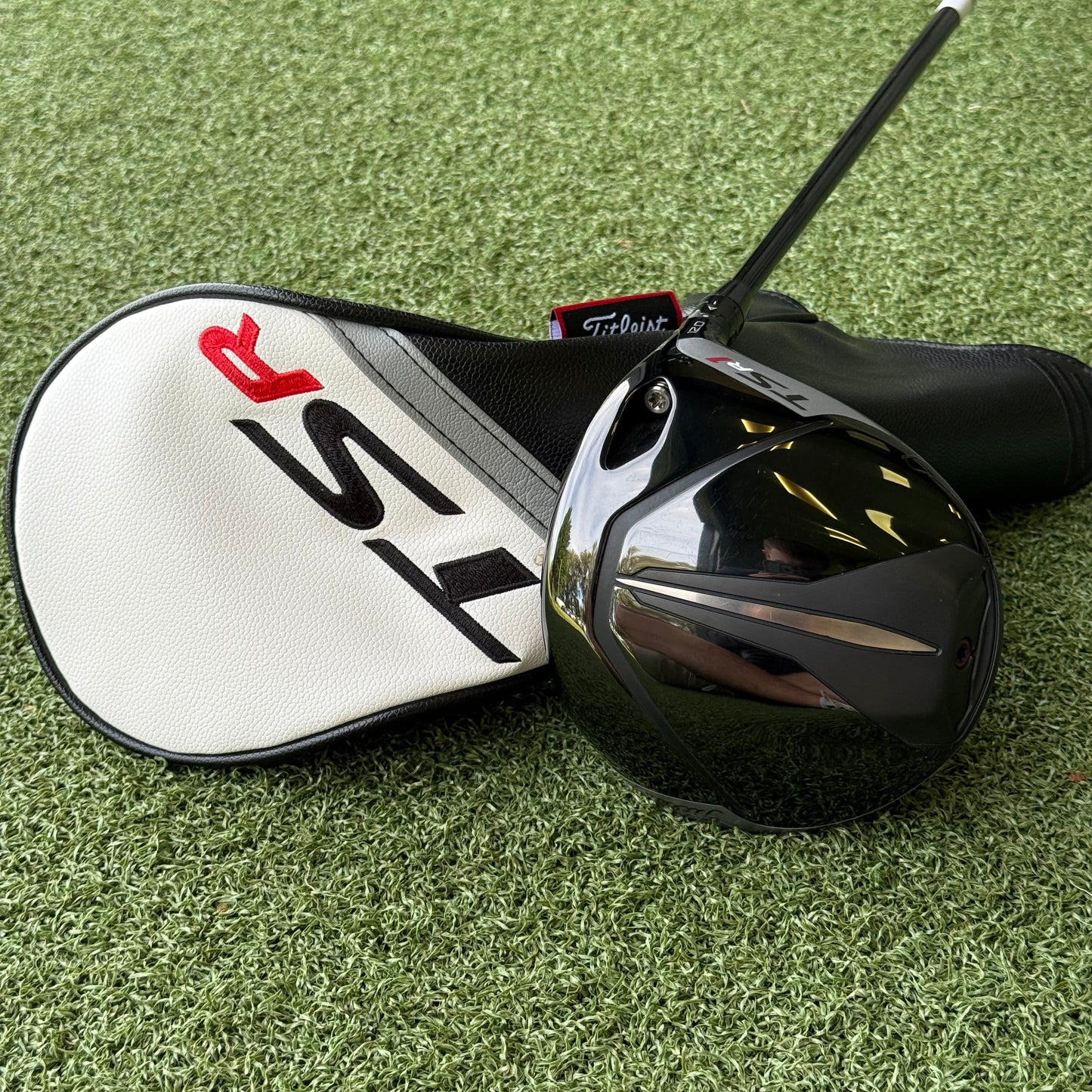 Titleist TSR1 / 12 Degree Golf Driver / Regular Flex