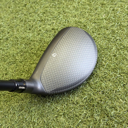 TaylorMade Qi35 #4 Hybrid / 22 Degree / Stiff Flex - Pre Owned Golf 