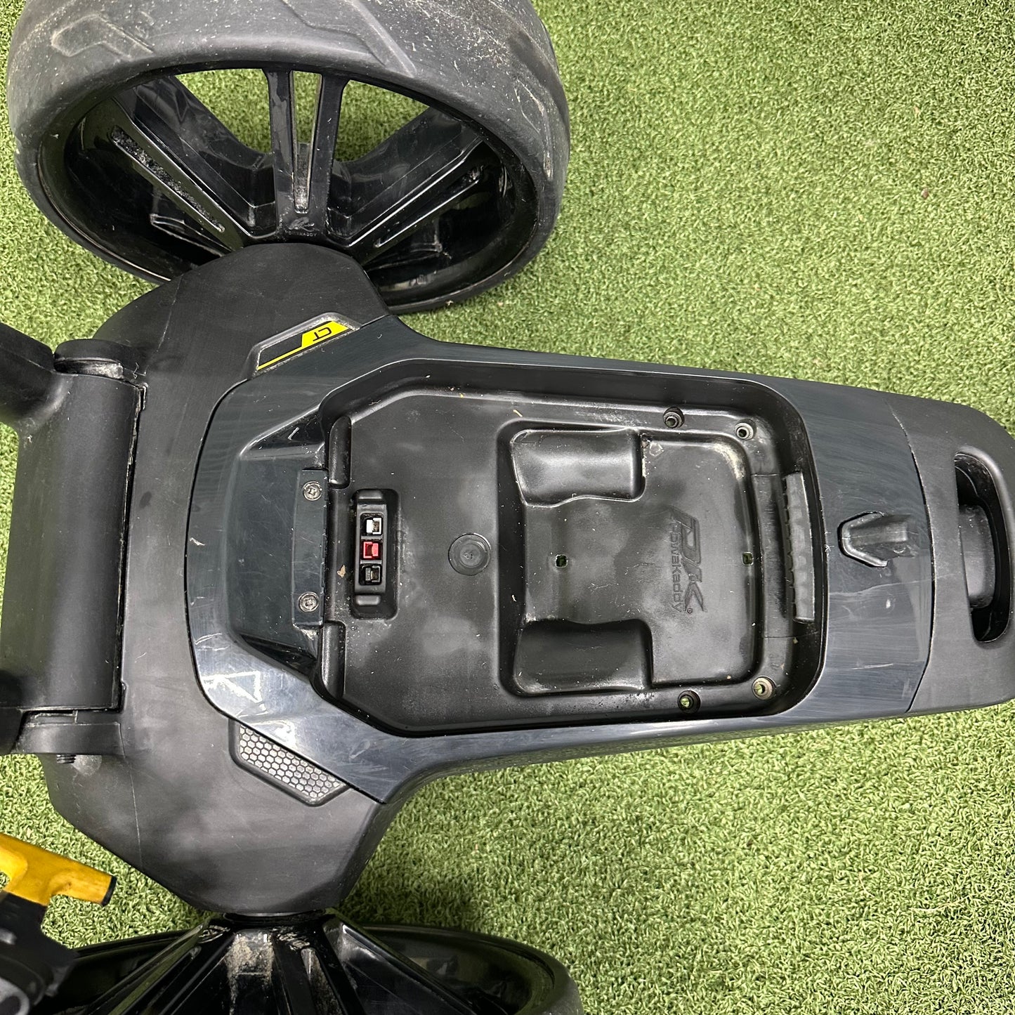 Powakaddy CT6 GPS Electric Golf Trolley / XL Lithium Battery