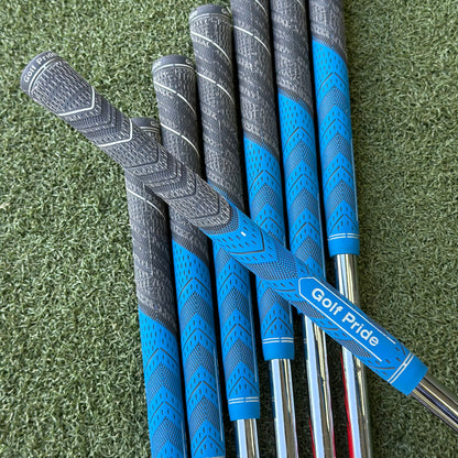 Mizuno JPX 925 Forged Iron Set / 4-PW / Stiff Flex - Pre Owned Golf 