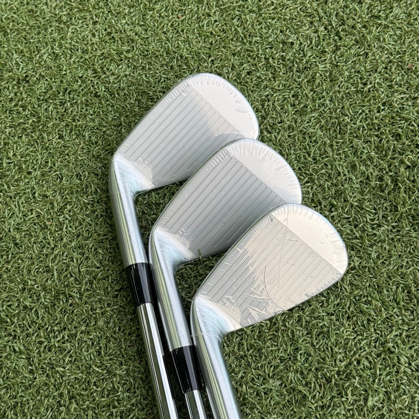 Mizuno JPX 923 Tour Iron Set / 5-PW / Stiff Flex