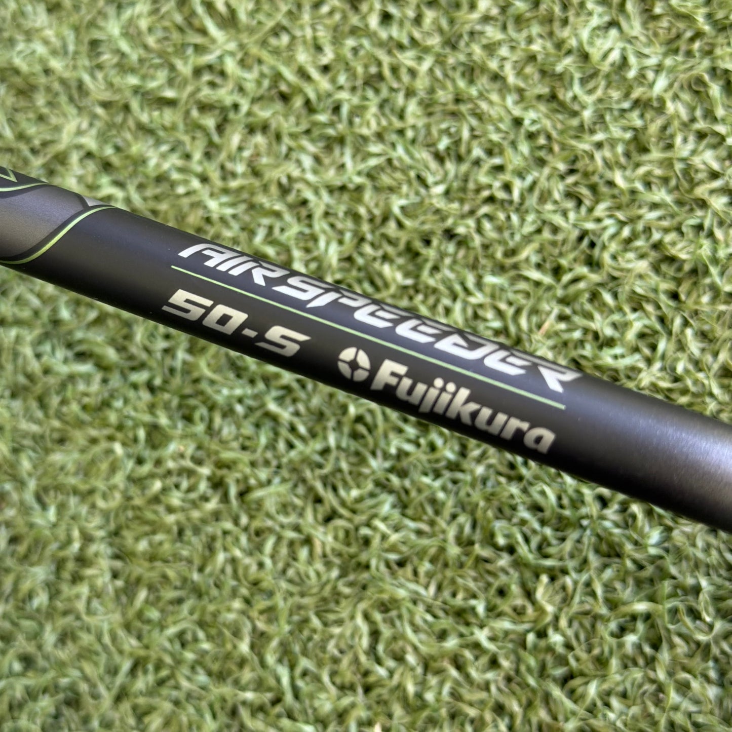 TaylorMade Qi4D Max Golf Driver / 10.5 Degree / Stiff Flex