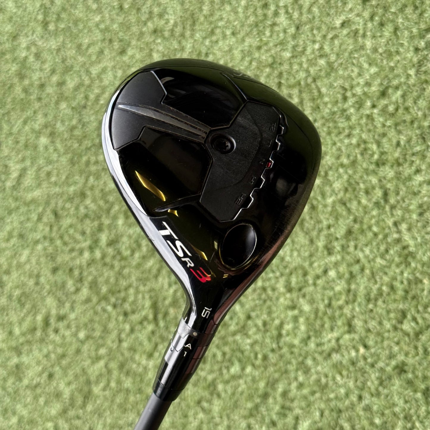 Titleist TSR3 / #3 Fairway / 15 Degree / Tour Extra Stiff Flex
