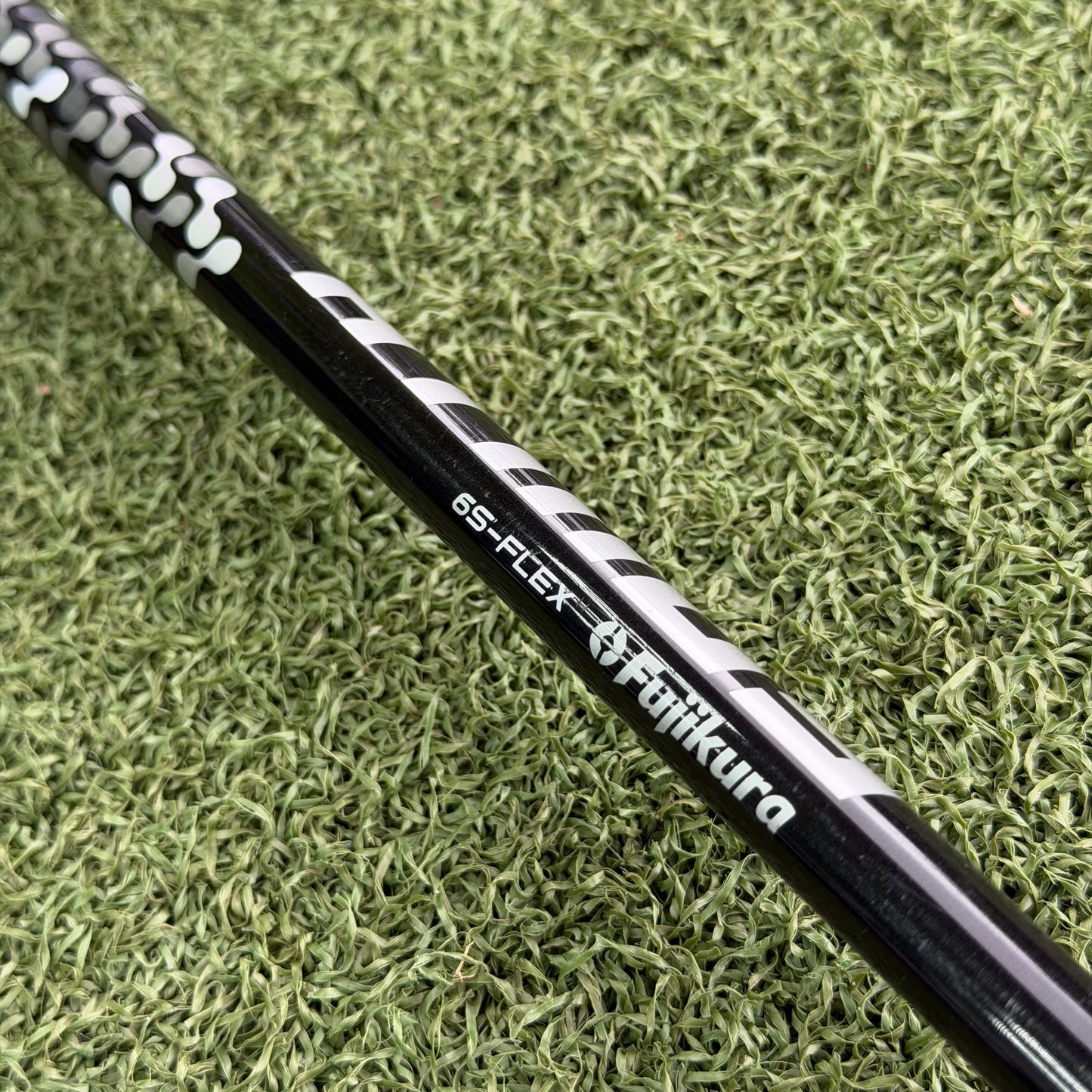 TaylorMade M6 (2019) Golf Driver / 10.5 Degree / Stiff Flex