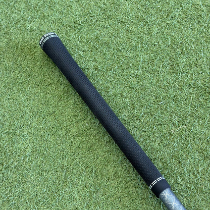 Titleist TSR2 Golf Driver / 10 Degree / Stiff Flex - Pre Owned Golf 