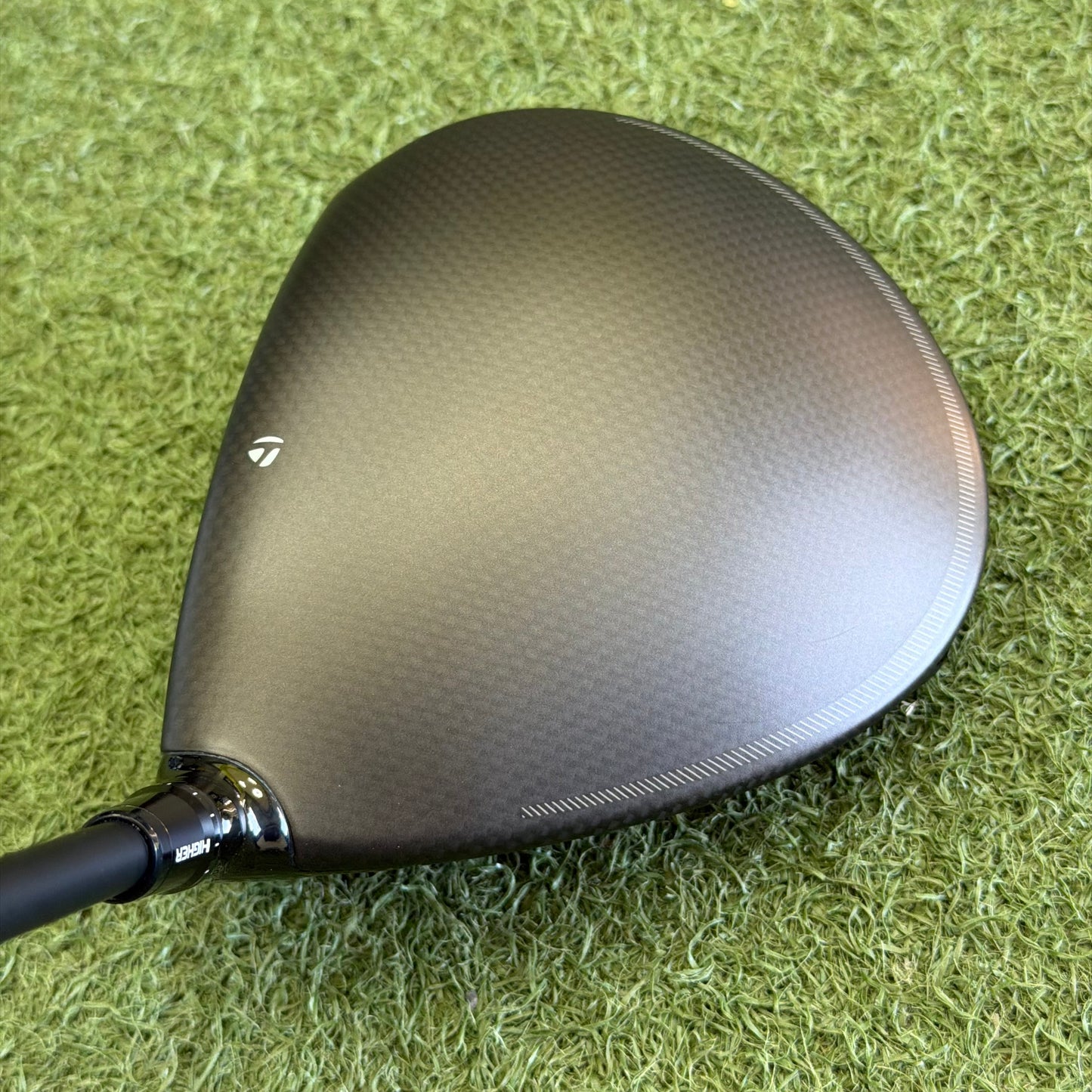 TaylorMade Qi4D Golf Driver / 10.5 Degree / Regular Flex