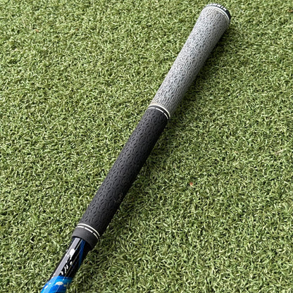 Mizuno ST-Max 230 Golf Driver / 10.5 Degree / Regular Flex - Pre Owned Golf 