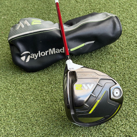 TaylorMade M2 (2017) Golf Driver / 9.5 Degree / Regular Flex Ventus 5-R