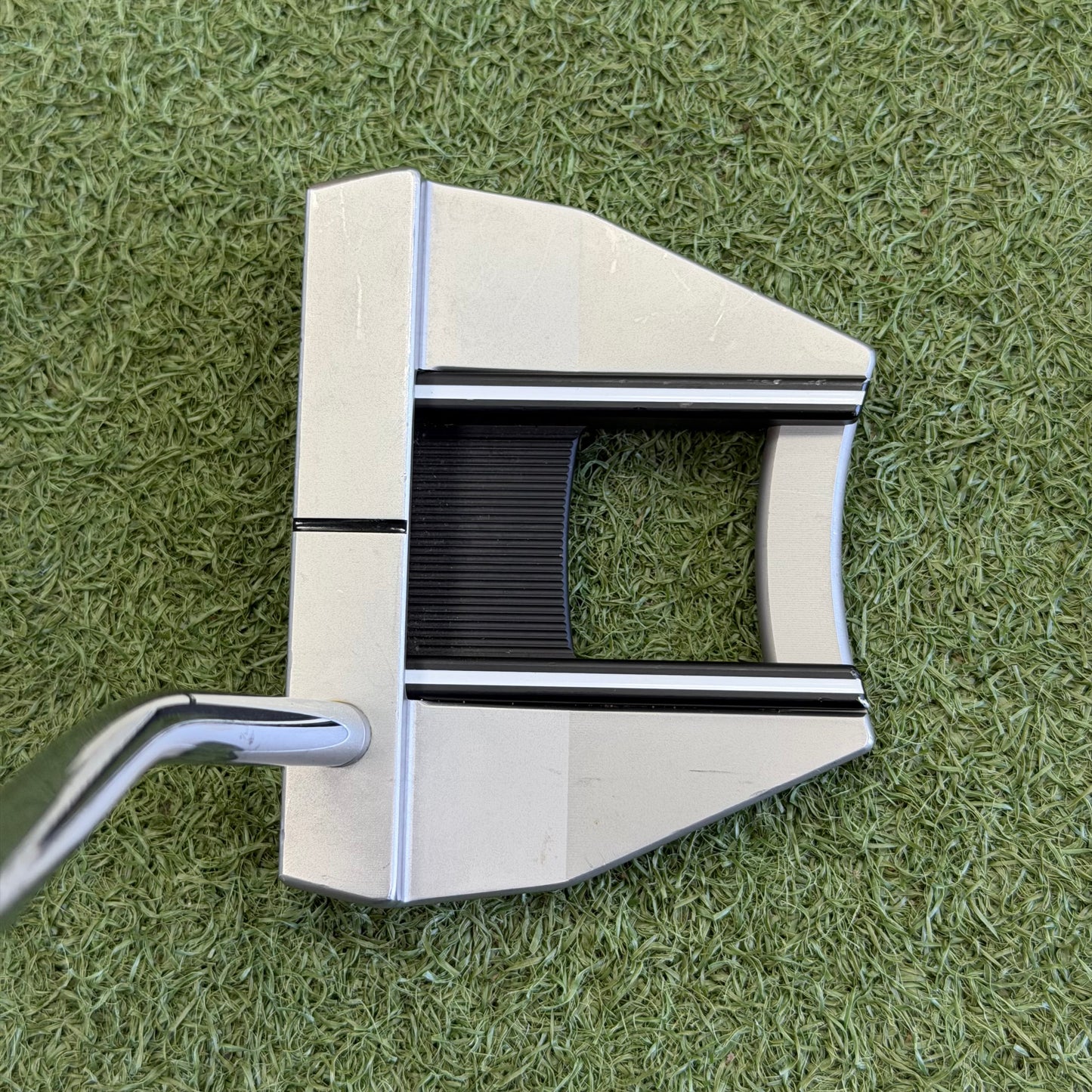 Scotty Cameron Futura 7M Putter / 34 Inch - Pre Owned Golf 