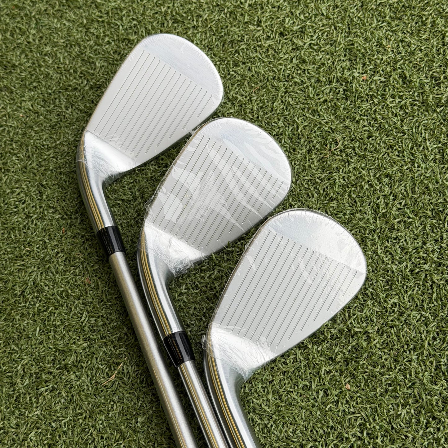 Titleist T400 2019 Iron Set / 6-PW+43+49 / Regular Graphite Flex