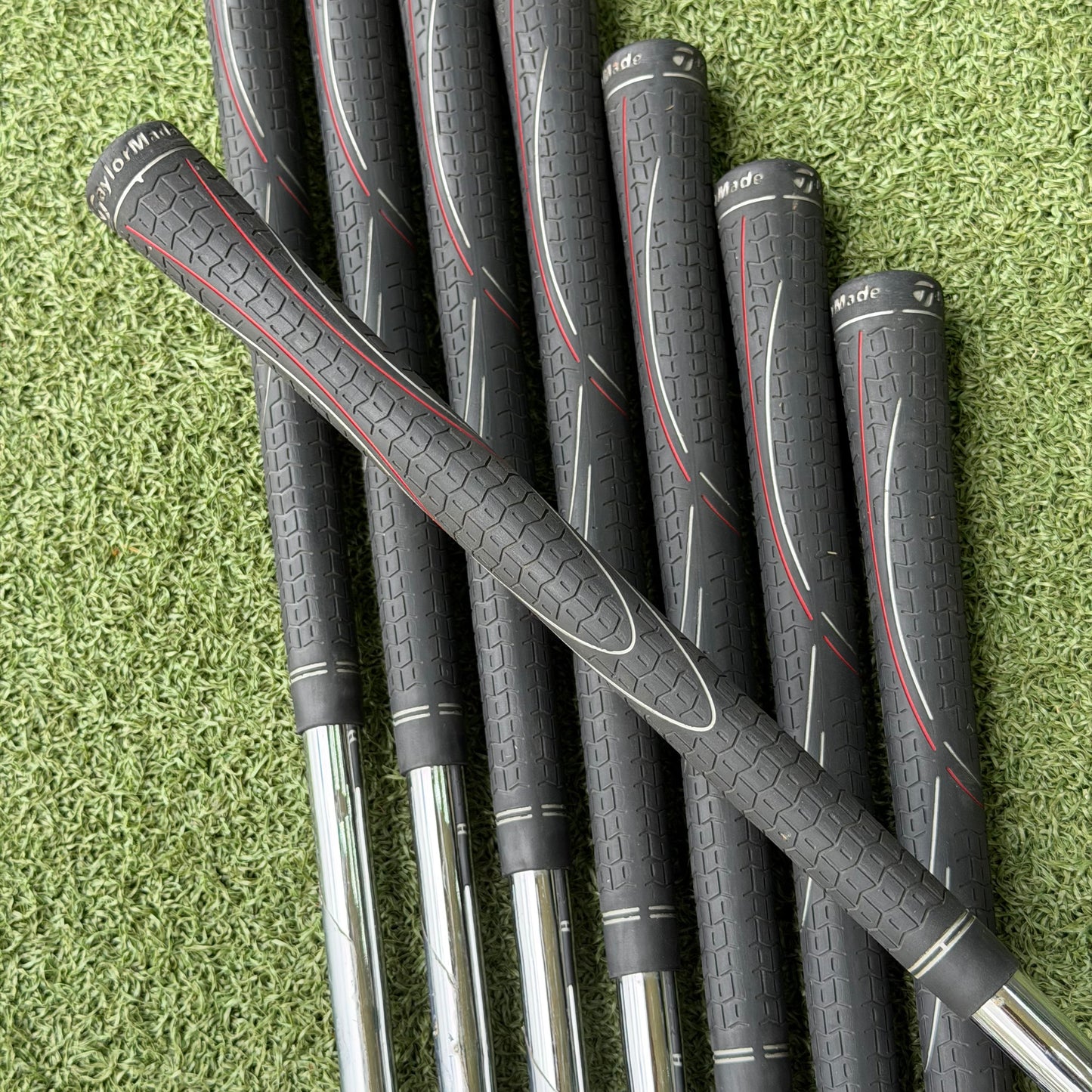 TaylorMade Burner (2009) Iron Set / 3-PW / Regular Flex