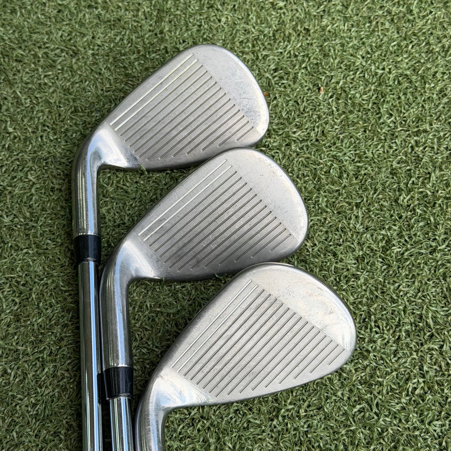 Callaway Rogue ST Max Golf Iron Set / 5-PW+SW / Regular Flex