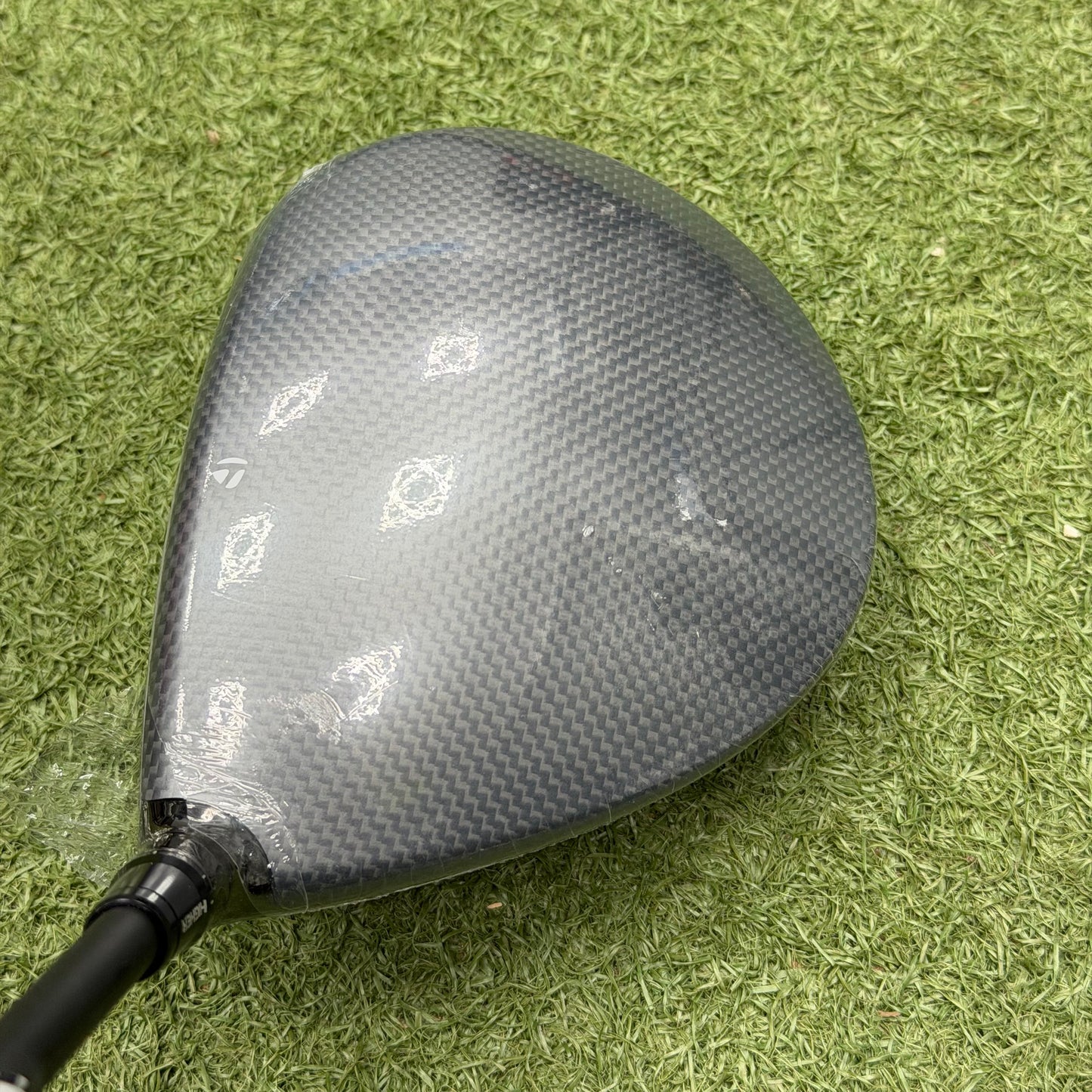TaylorMade Qi35 LS Golf Driver / 10.5 Degree / Regular Flex
