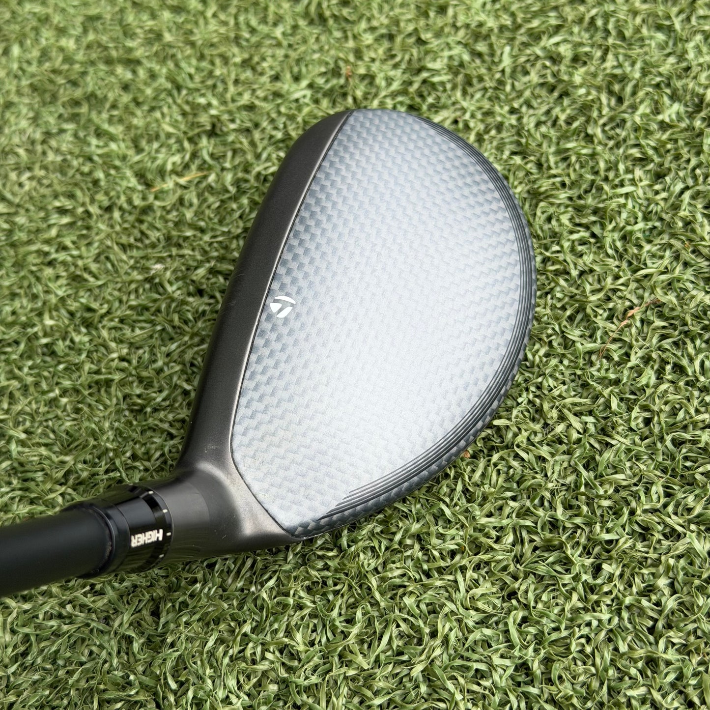 TaylorMade Qi35 #3 Hybrid / 19 Degree / Regular Flex