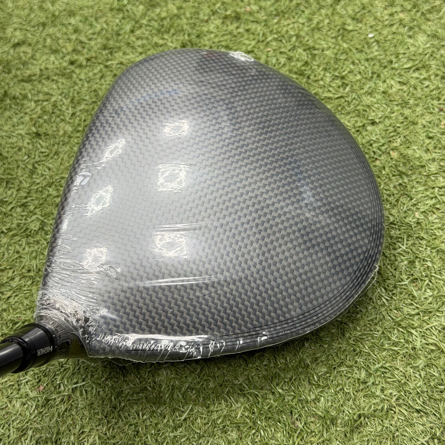 TaylorMade Qi35 Golf Driver / 10.5 Degree / Regular Flex