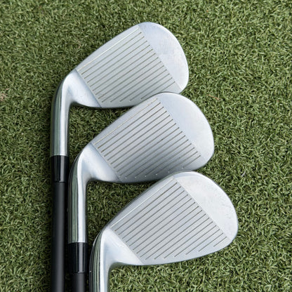 Callaway Quantum Max OS Golf Iron Set / 6-PW+AW / Senior Flex - Pre Owned Golf 