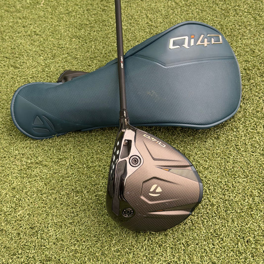 TaylorMade Qi4D Golf Driver / 10.5 Degree / X-Stiff Flex