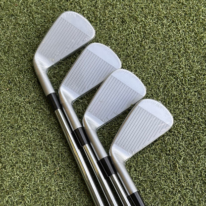 TaylorMade P790 '23 Iron Set / 4-PW / Stiff Flex