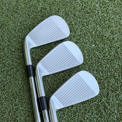 TaylorMade P790 (2025) Iron Set / 5-PW / Regular Flex - Pre Owned Golf 
