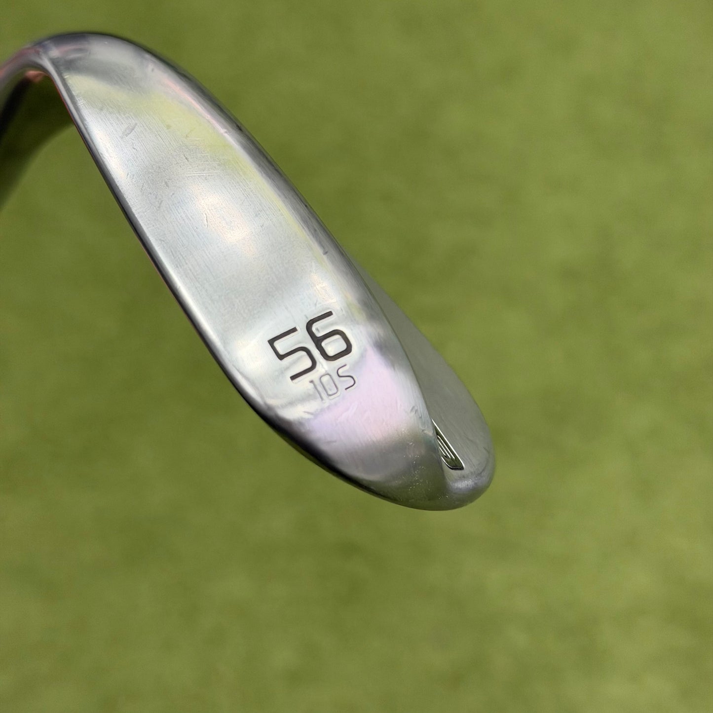 Titleist Vokey SM10 Sand Wedge / 56 Degree